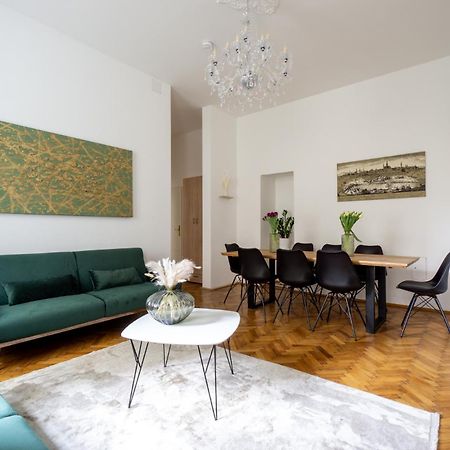 Central Apartment In Viennese Old Building Extérieur photo