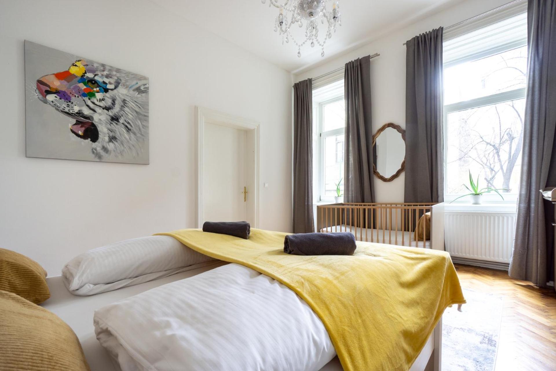 Central Apartment In Viennese Old Building Extérieur photo