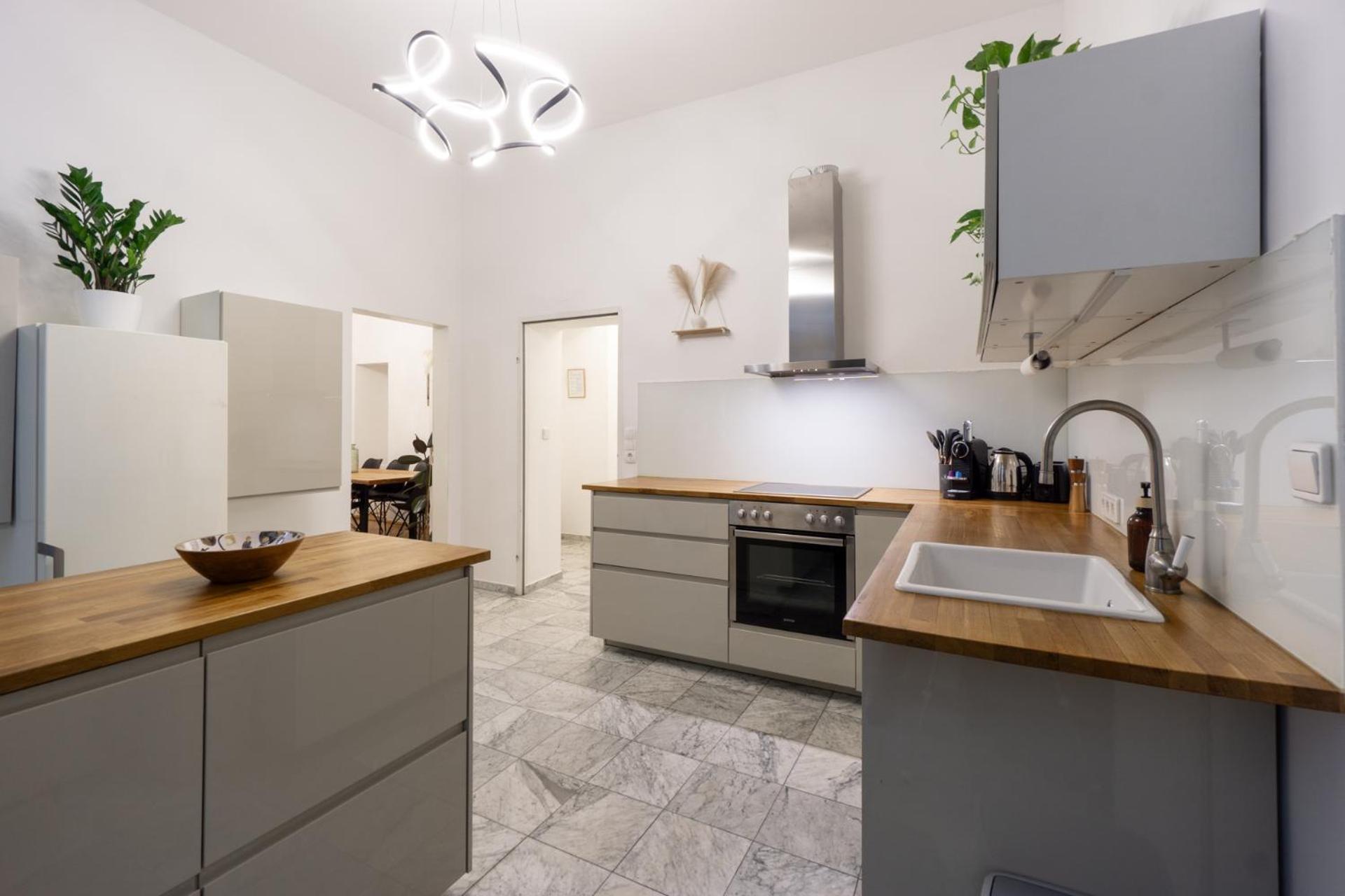 Central Apartment In Viennese Old Building Extérieur photo